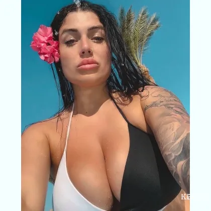 Еб....вая cyчка....ЗАВИСНЕМ И ЗАЖЖЕМ